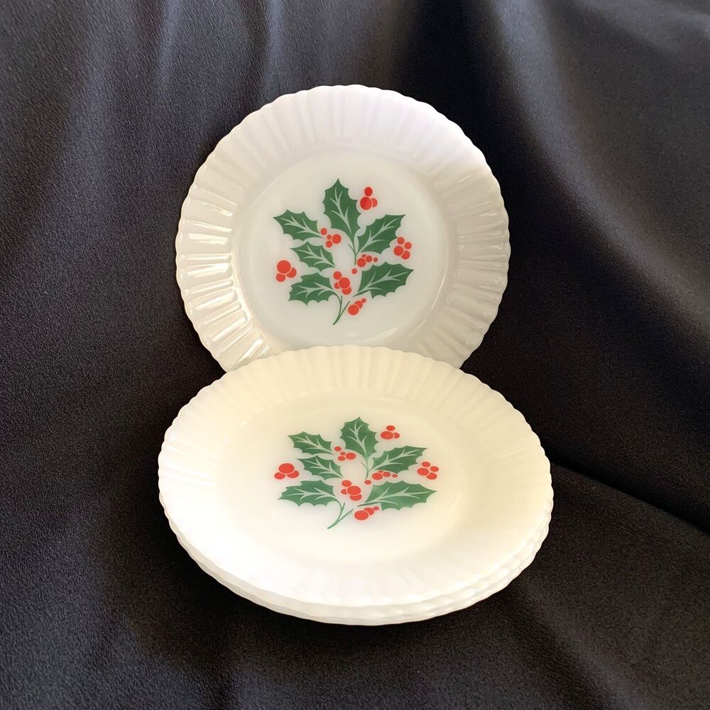 Vintage Termocrisa Milk Glass Holly Christmas 7" Dessert Salad Plates (4) MCM